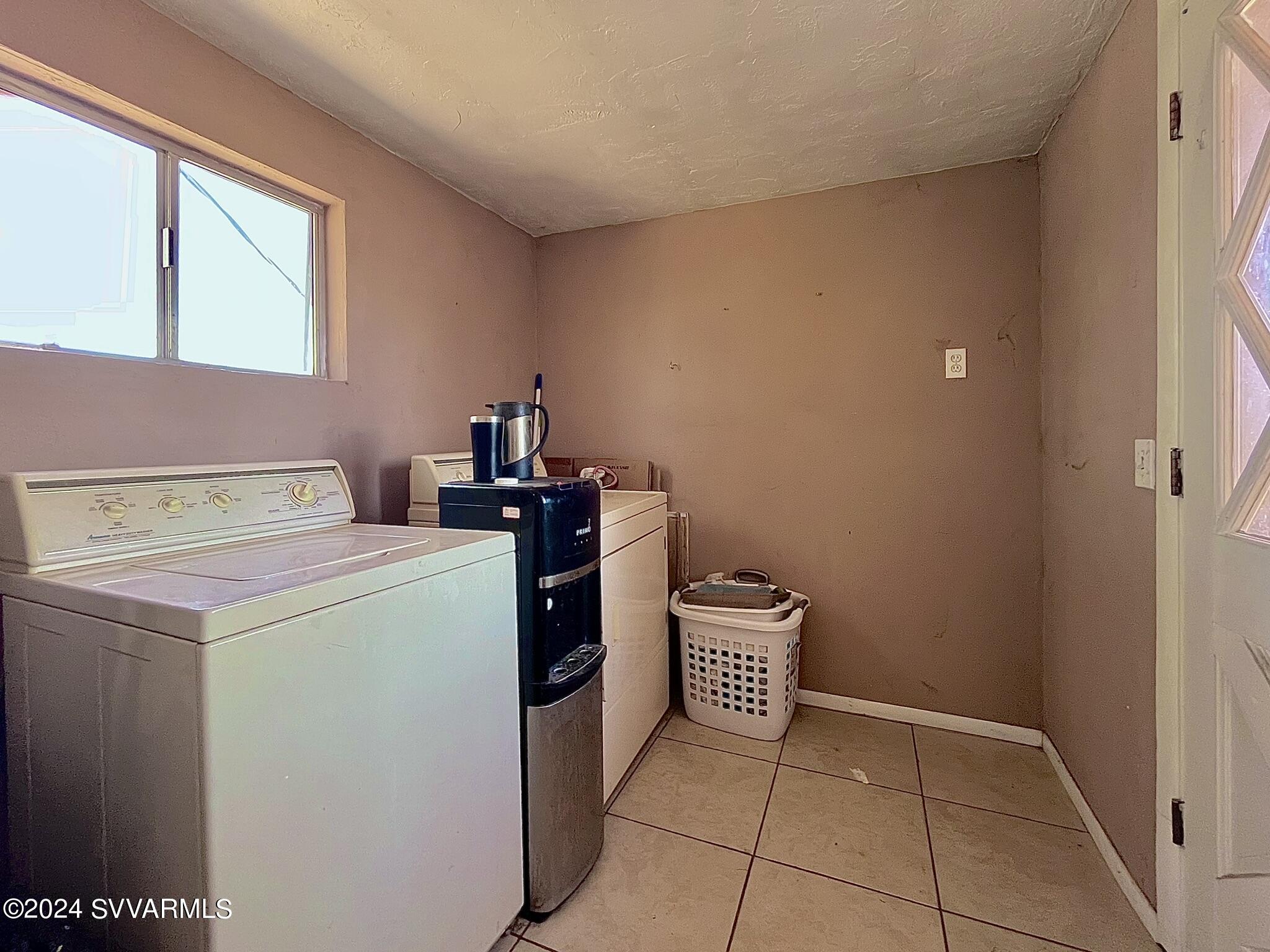 4545 North Drifting Sands Road Rimrock, AZ 86335 - Photo 39 of 52 a utility room with dryer and washer