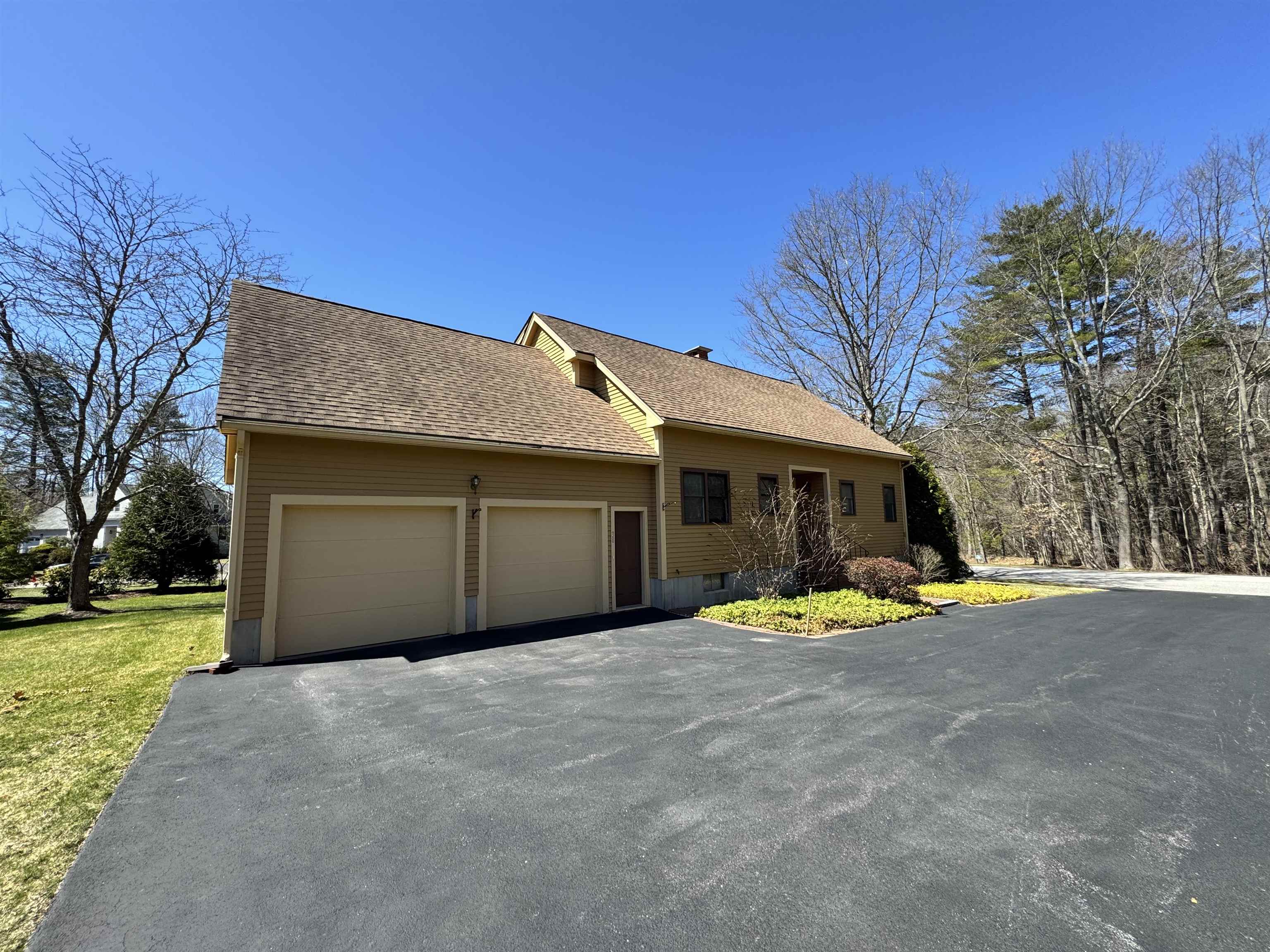 38 Prentiss Way Exeter, NH 03833 - Photo 2 of 33 Gallery Image 2