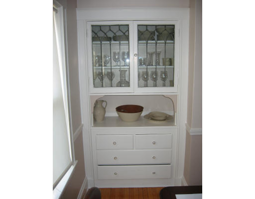 897 Webster Street Needham, MA 02492 - Photo 4 of 8 a view of dresser
