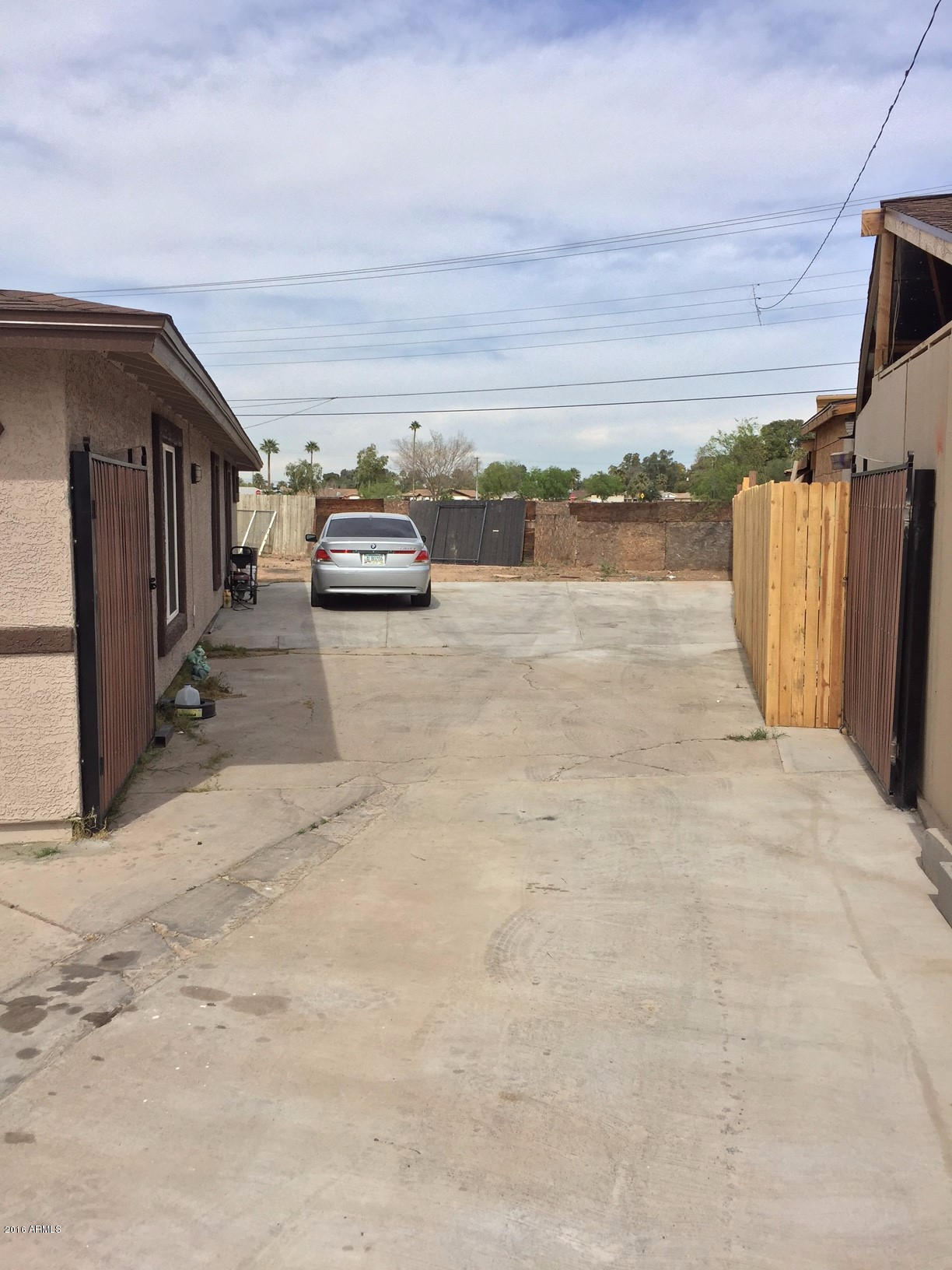6424 West Piccadilly Road Phoenix, AZ 85033 - Photo 24 of 25 RV Gate/Parking