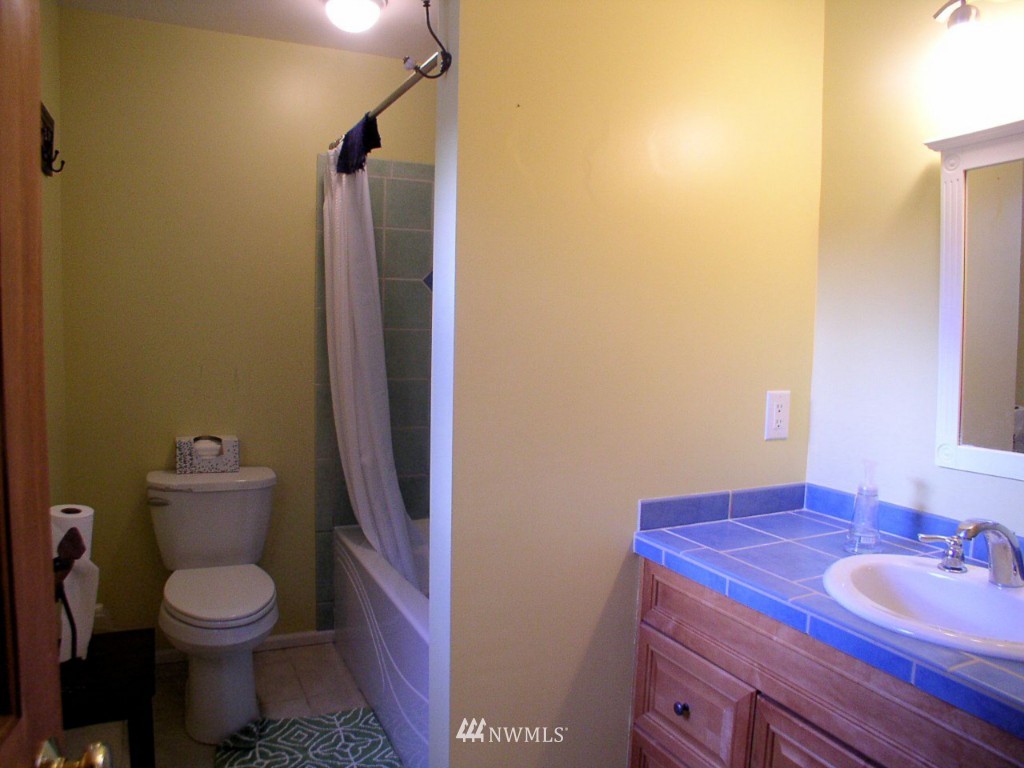 1191 Irondale Road Port Hadlock, WA 98339 - Photo 6 of 12 Gallery Image 6