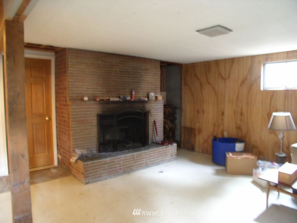 1191 Irondale Road Port Hadlock, WA 98339 - Photo 9 of 12 Gallery Image 9