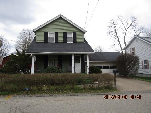 17 Community Springs Drive Rochester, PA 15074 - Photo 1 of 16 Front view with attached garage