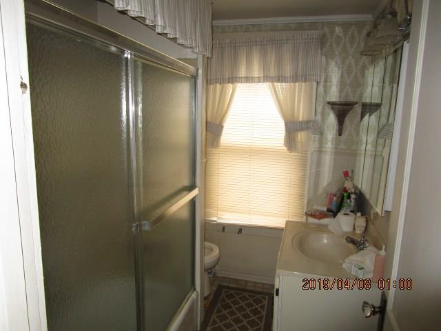 17 Community Springs Drive Rochester, PA 15074 - Photo 14 of 16 Bath