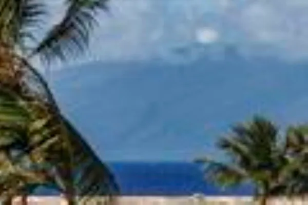 $2,700 | 3740 Lower Honoapiilani Road, Lahaina, HI 96761