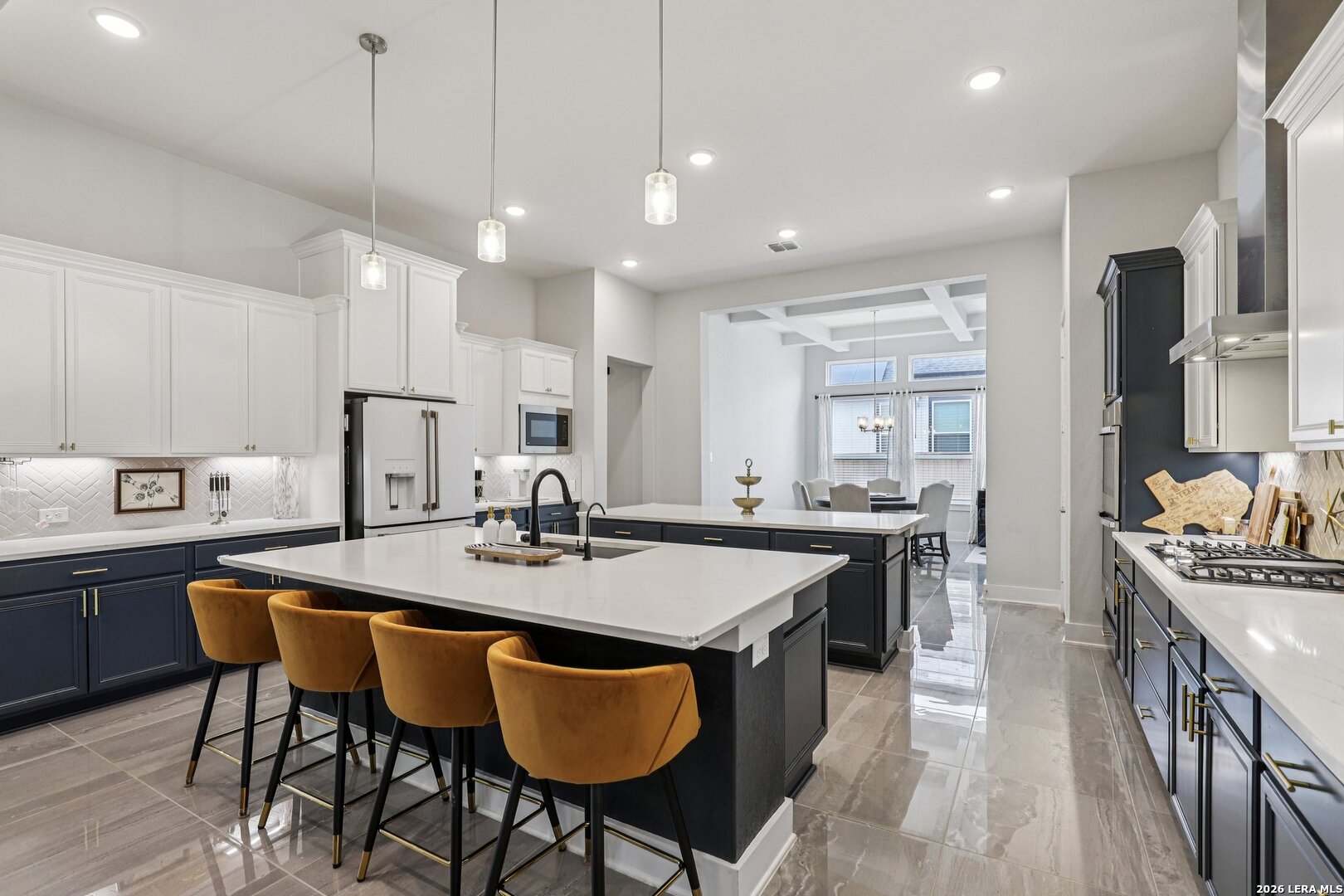 156 Moon Castroville, TX 78009 - Photo 12 of 50