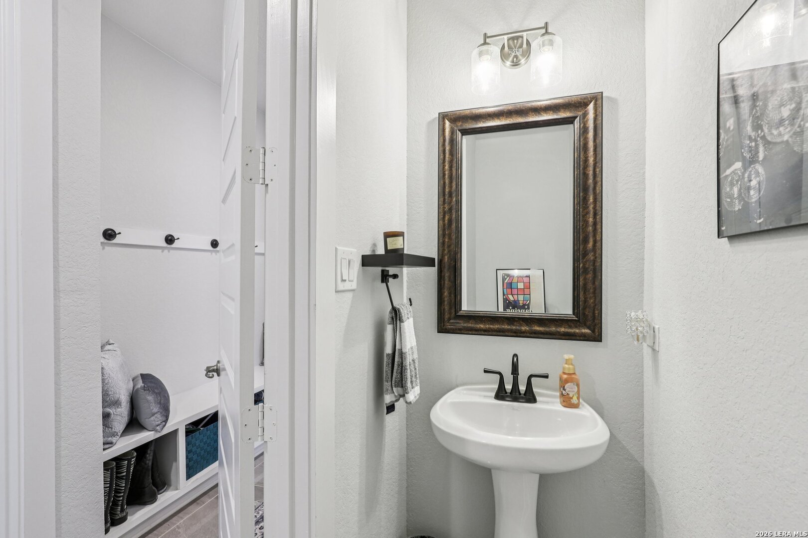 156 Moon Castroville, TX 78009 - Photo 20 of 50