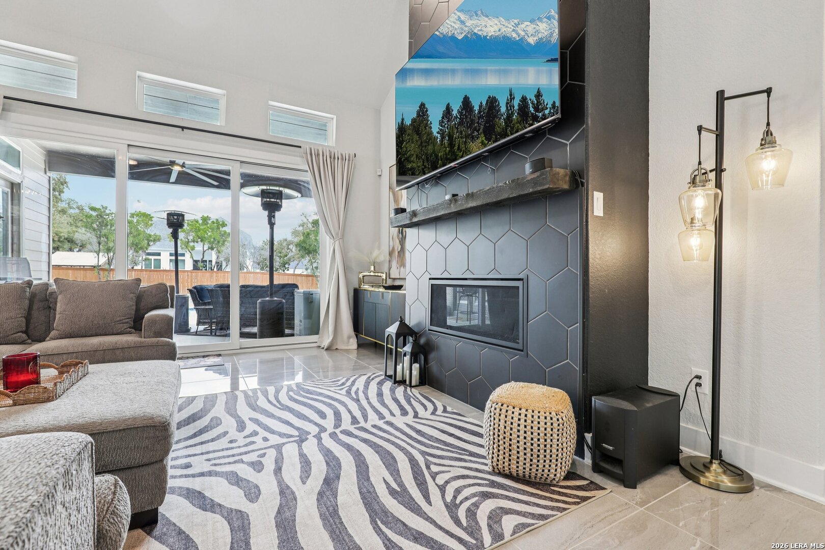 156 Moon Castroville, TX 78009 - Photo 7 of 50