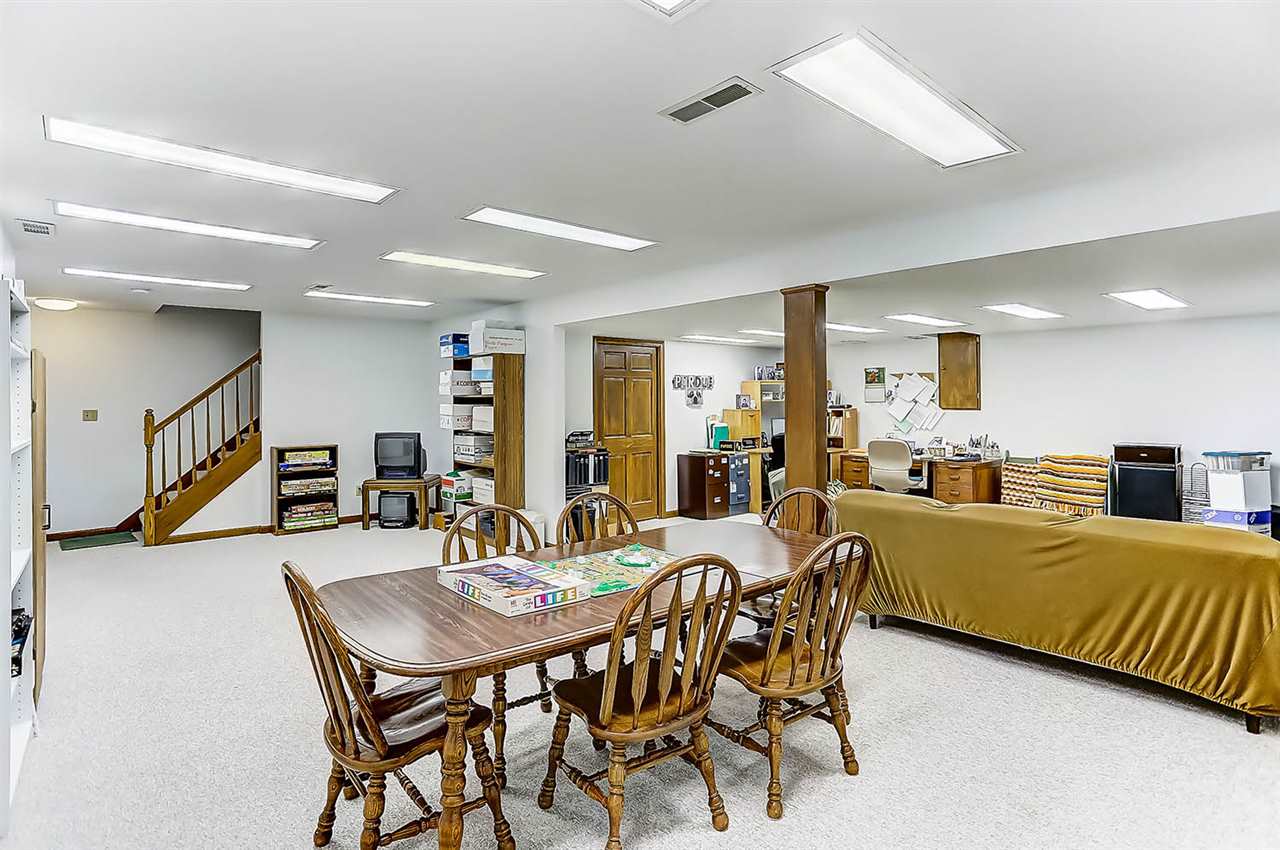 6427 Shadow Ridge Run Fort Wayne, IN 46804 - Photo 28 of 36 Gallery Image 28