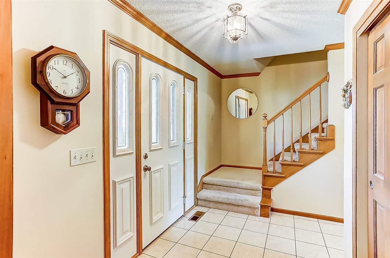 6427 Shadow Ridge Run Fort Wayne, IN 46804 - Photo 4 of 36 Gallery Image 4