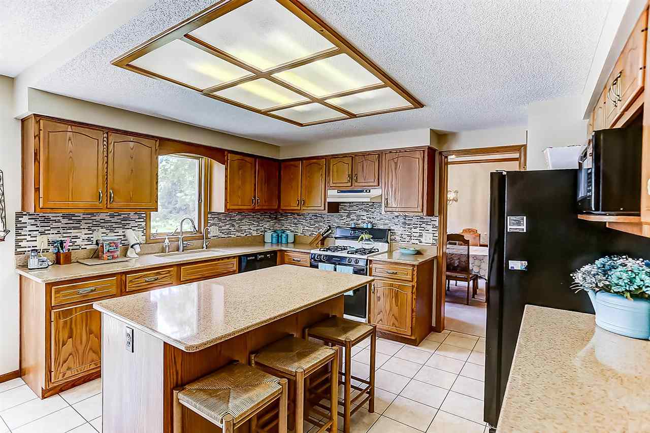 6427 Shadow Ridge Run Fort Wayne, IN 46804 - Photo 10 of 36 Gallery Image 10