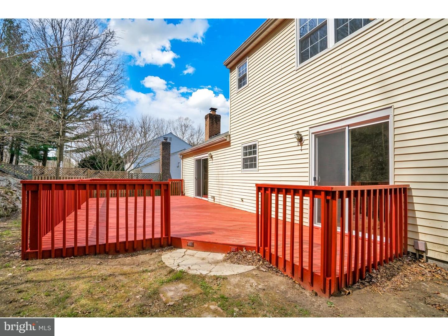 357 Ellis Road Havertown, PA 19083 - Photo 3 of 23