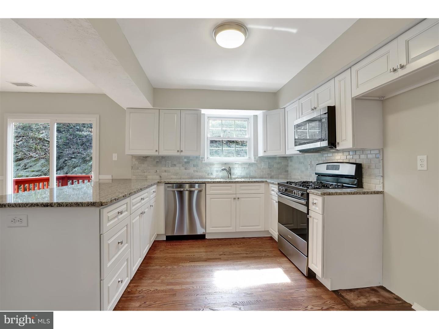 357 Ellis Road Havertown, PA 19083 - Photo 7 of 23