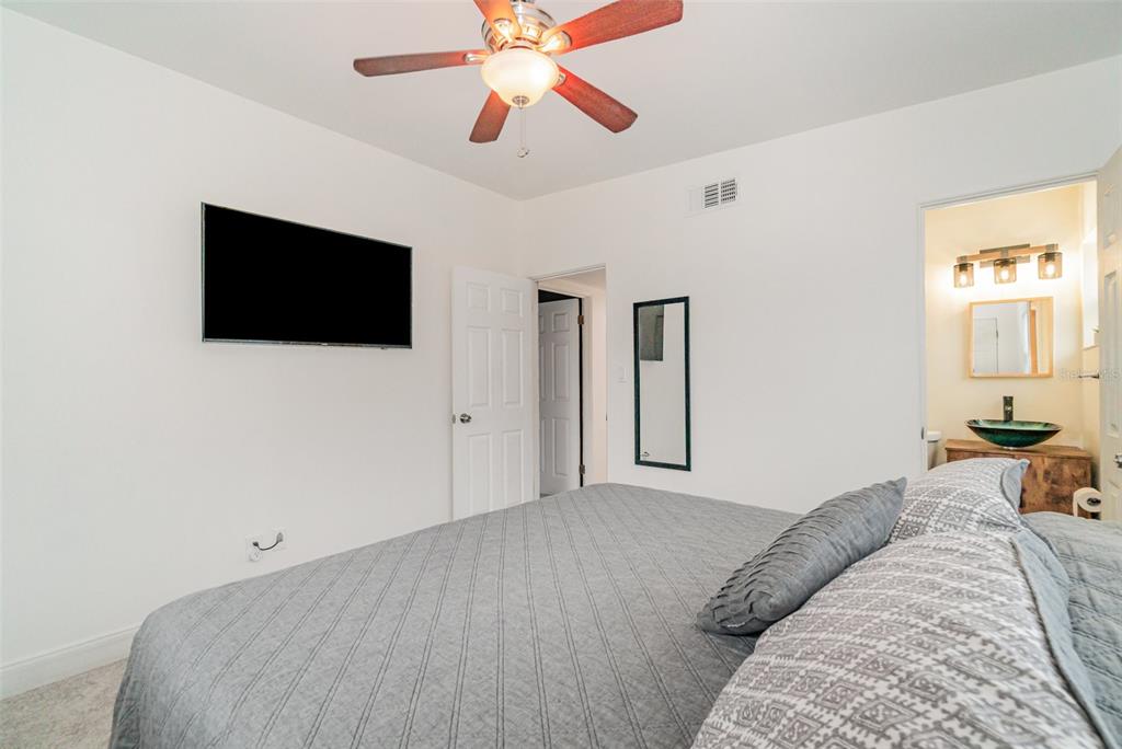 4514 Rockledge Road Orlando, FL 32807 - Photo 12 of 34 Gallery Image 12
