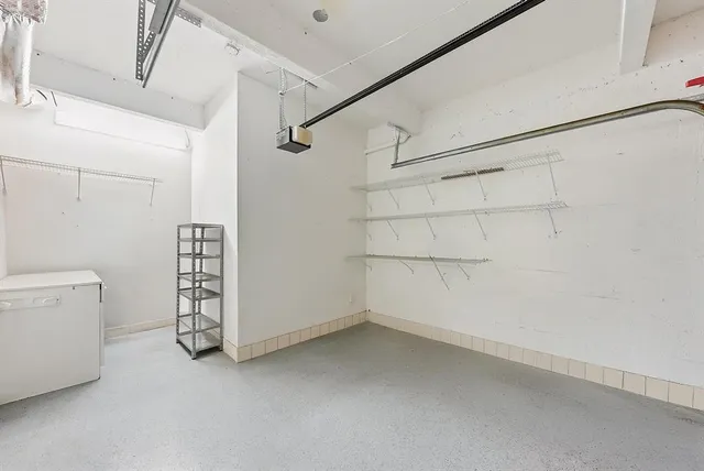 $6,900 | 6204 Paradise Point Drive, Palmetto Bay, FL 33157