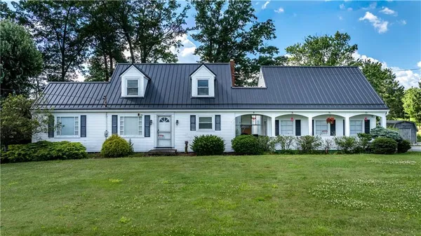 $284,900 | 1912 Harlansburg Road, New Castle, PA 16101