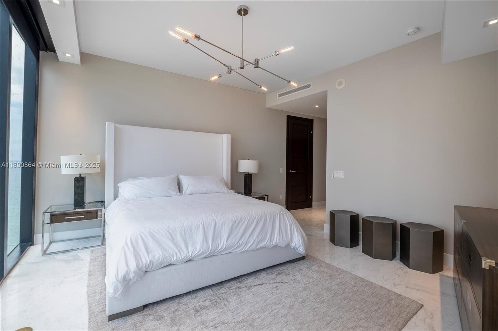 18555 Collins Avenue, Unit 1505 Sunny Isles Beach, FL 33160 - Photo 21 of 69