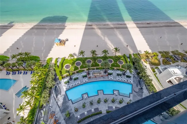 $4,635,000 | 18555 Collins Avenue, Unit 1505, Sunny Isles Beach, FL 33160