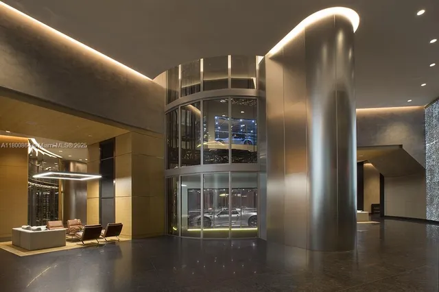 $4,635,000 | 18555 Collins Avenue, Unit 1505, Sunny Isles Beach, FL 33160