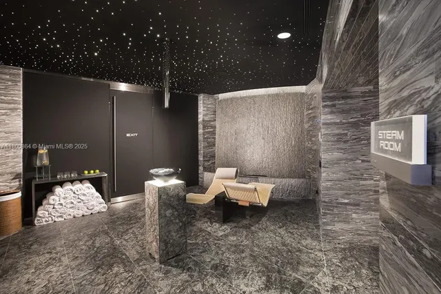 $4,635,000 | 18555 Collins Avenue, Unit 1505, Sunny Isles Beach, FL 33160