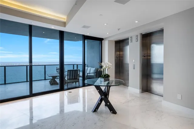 $4,635,000 | 18555 Collins Avenue, Unit 1505, Sunny Isles Beach, FL 33160