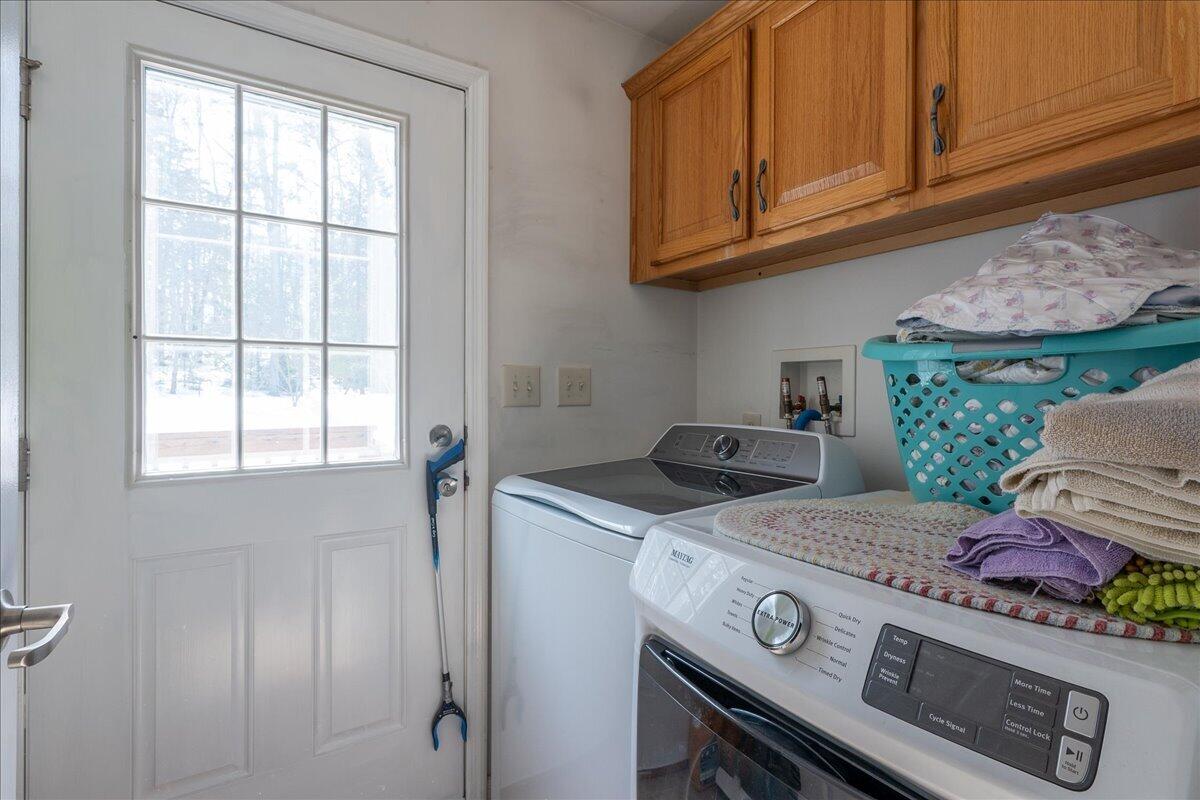407 Waldoboro Road Friendship, ME 04547 - Photo 24 of 64 Laundry back yard access