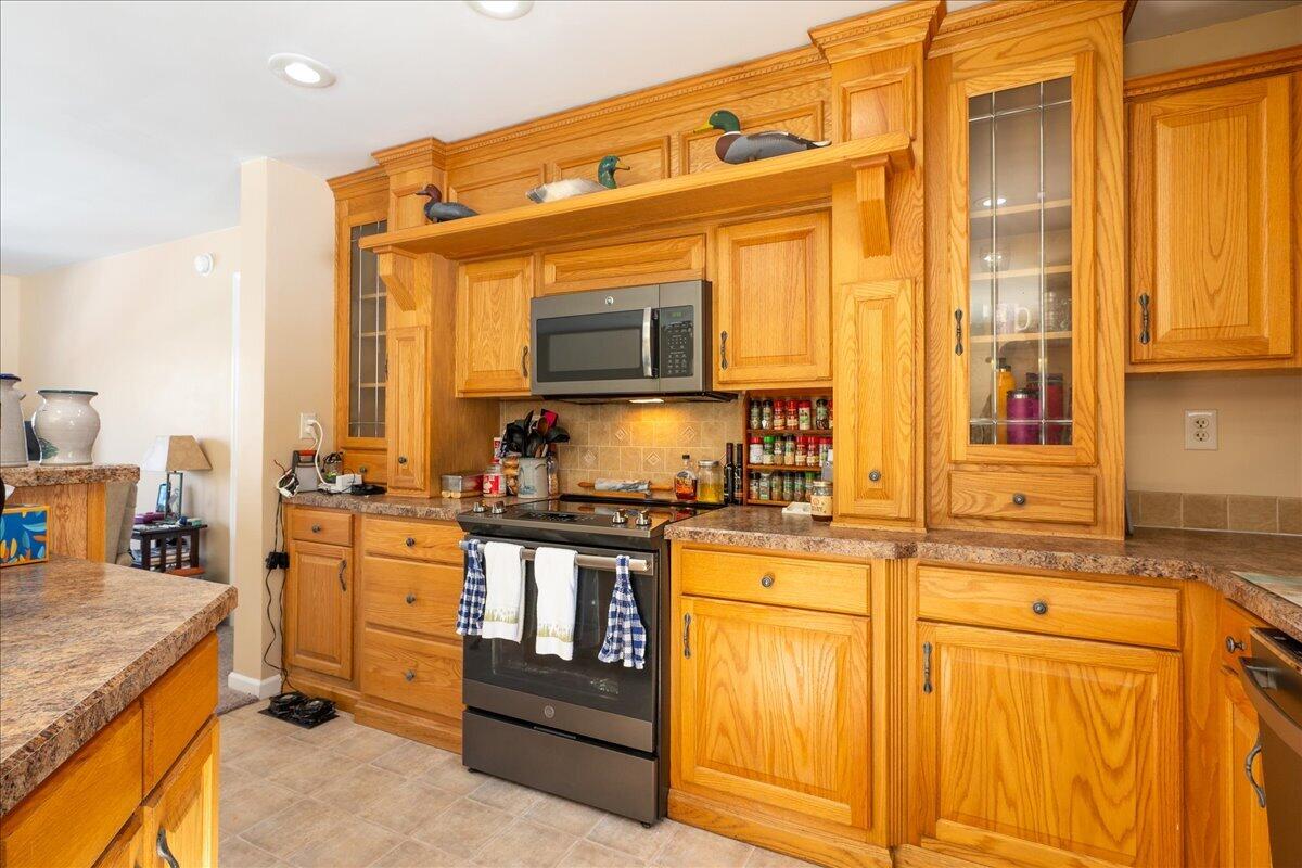 407 Waldoboro Road Friendship, ME 04547 - Photo 4 of 64 38-407 Waldoboro Rd-38