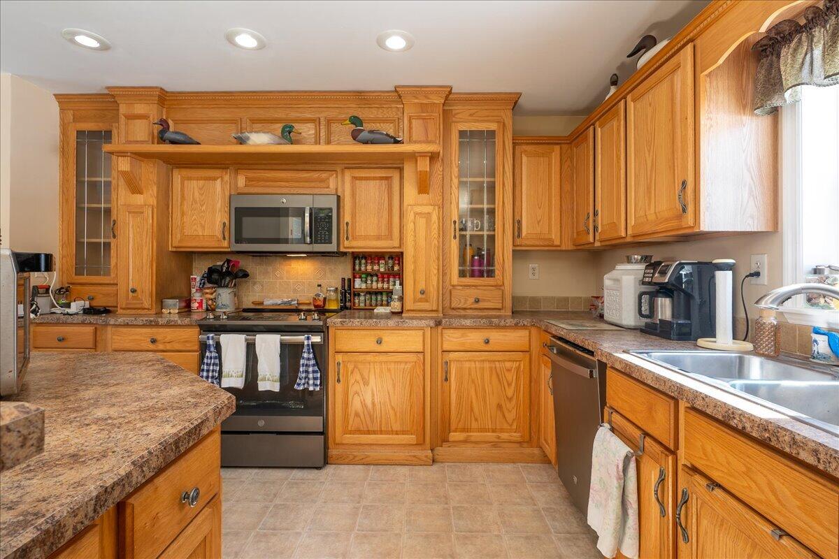 407 Waldoboro Road Friendship, ME 04547 - Photo 6 of 79 36-407 Waldoboro Rd-36