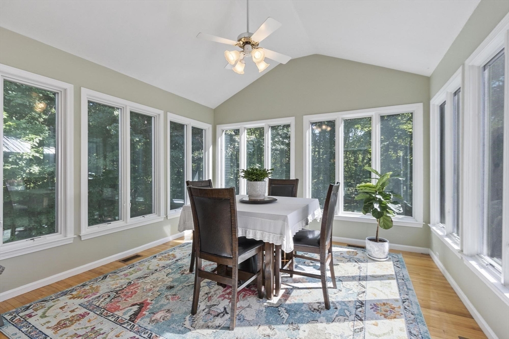 218 Stearns Road Marlborough, MA 01752 - Photo 4 of 30