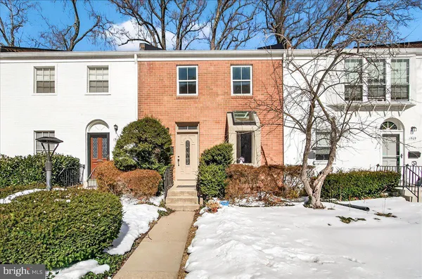 $435,000 | 1911 Lyttonsville Road, Unit 1911, Silver Spring, MD 20910