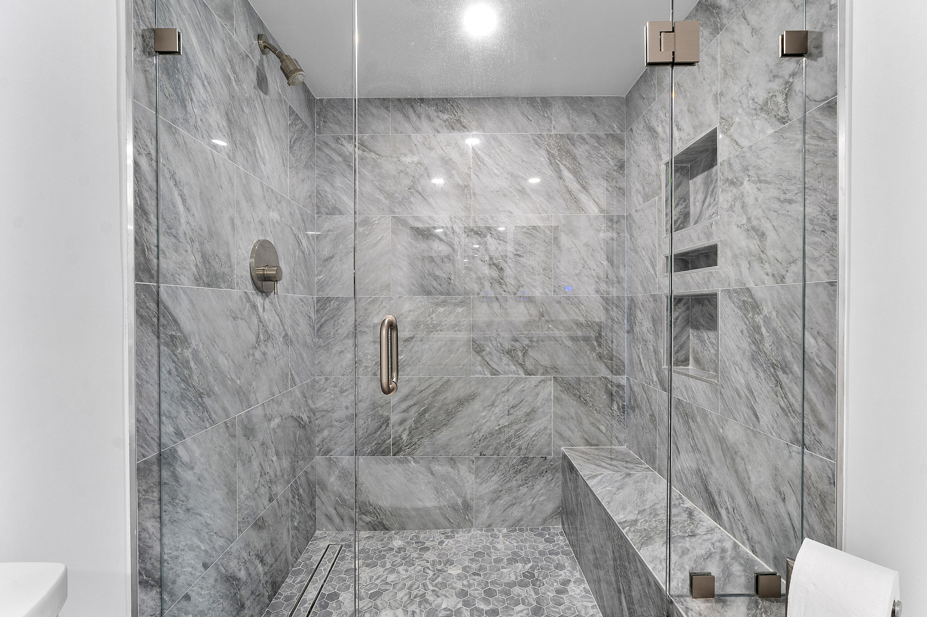 1901 South Ocean Boulevard, Unit 302 Boca Raton, FL 33432 - Photo 12 of 40 Primary Bath