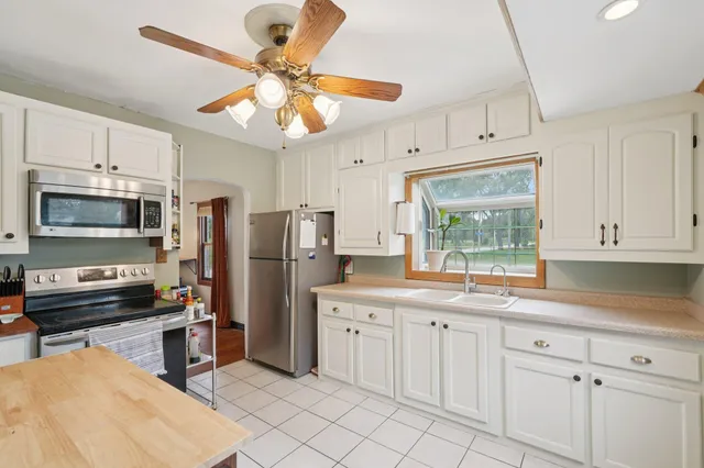 $289,900 | 10526 West Congress Street, Wauwatosa, WI 53225