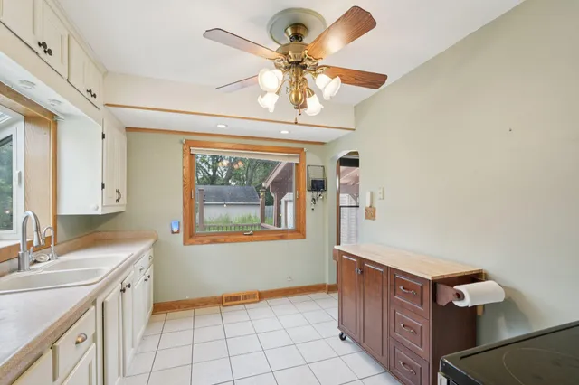 $289,900 | 10526 West Congress Street, Wauwatosa, WI 53225