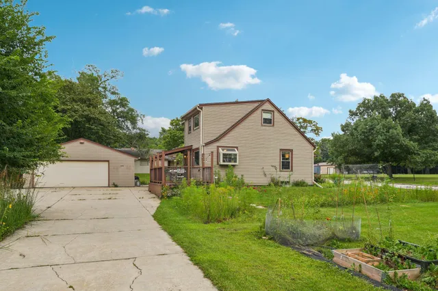 $289,900 | 10526 West Congress Street, Wauwatosa, WI 53225