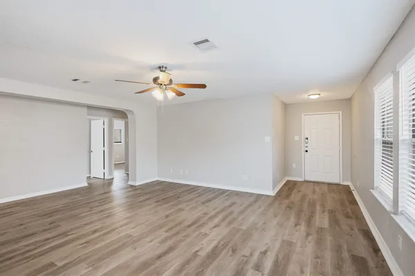 $1,500 | 1231 Range Finder, San Antonio, TX 78245