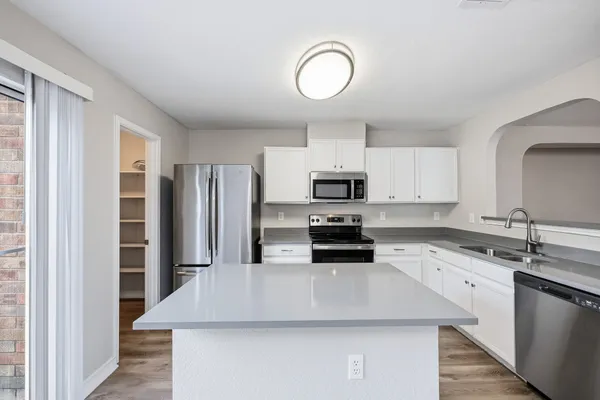 $1,500 | 1231 Range Finder, San Antonio, TX 78245