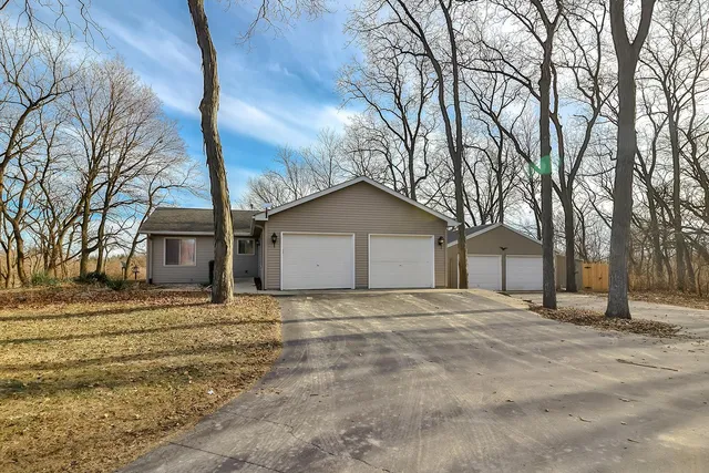 $349,900 | 4415 South Chana Road, Chana, IL 61015