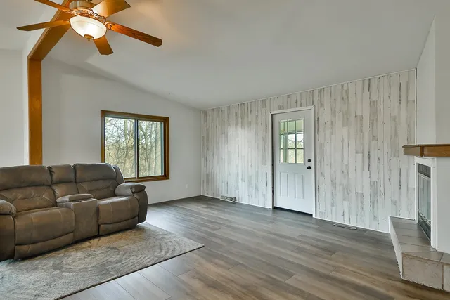 $349,900 | 4415 South Chana Road, Chana, IL 61015