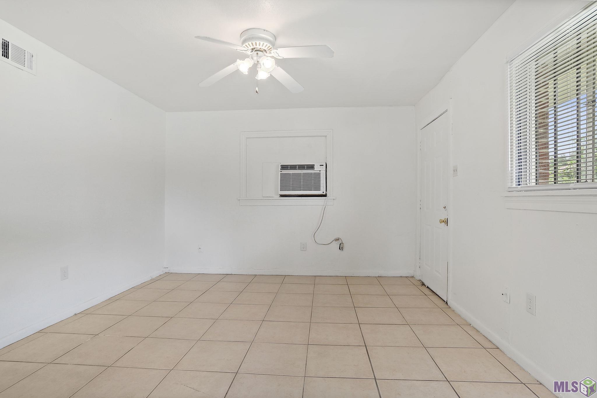 985 West Grant Street Baton Rouge, LA 70802 - Photo 3 of 10 Gallery Image 3
