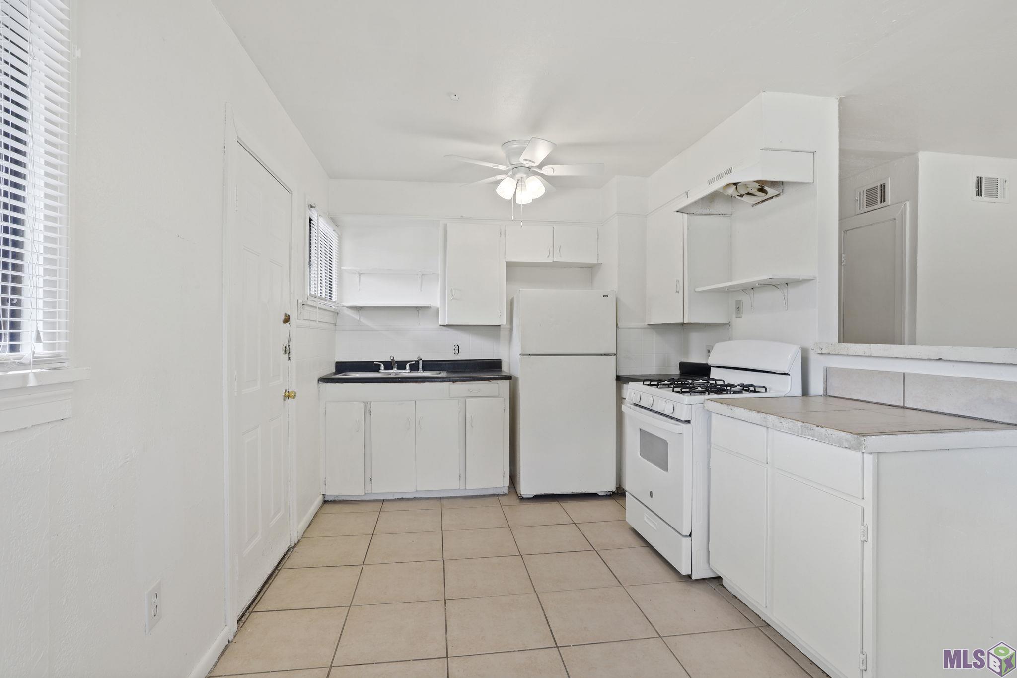 985 West Grant Street Baton Rouge, LA 70802 - Photo 5 of 10 Gallery Image 5