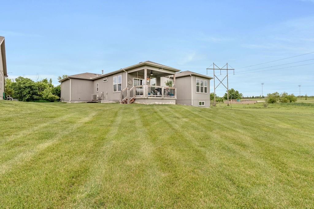 19006 Millview St Spring Hill Spring Hill, KS 66083 - Photo 4 of 48