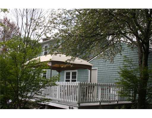 21 Briarwood Road Lincoln, RI 02865 - Photo 14 of 15 Exterior Back.