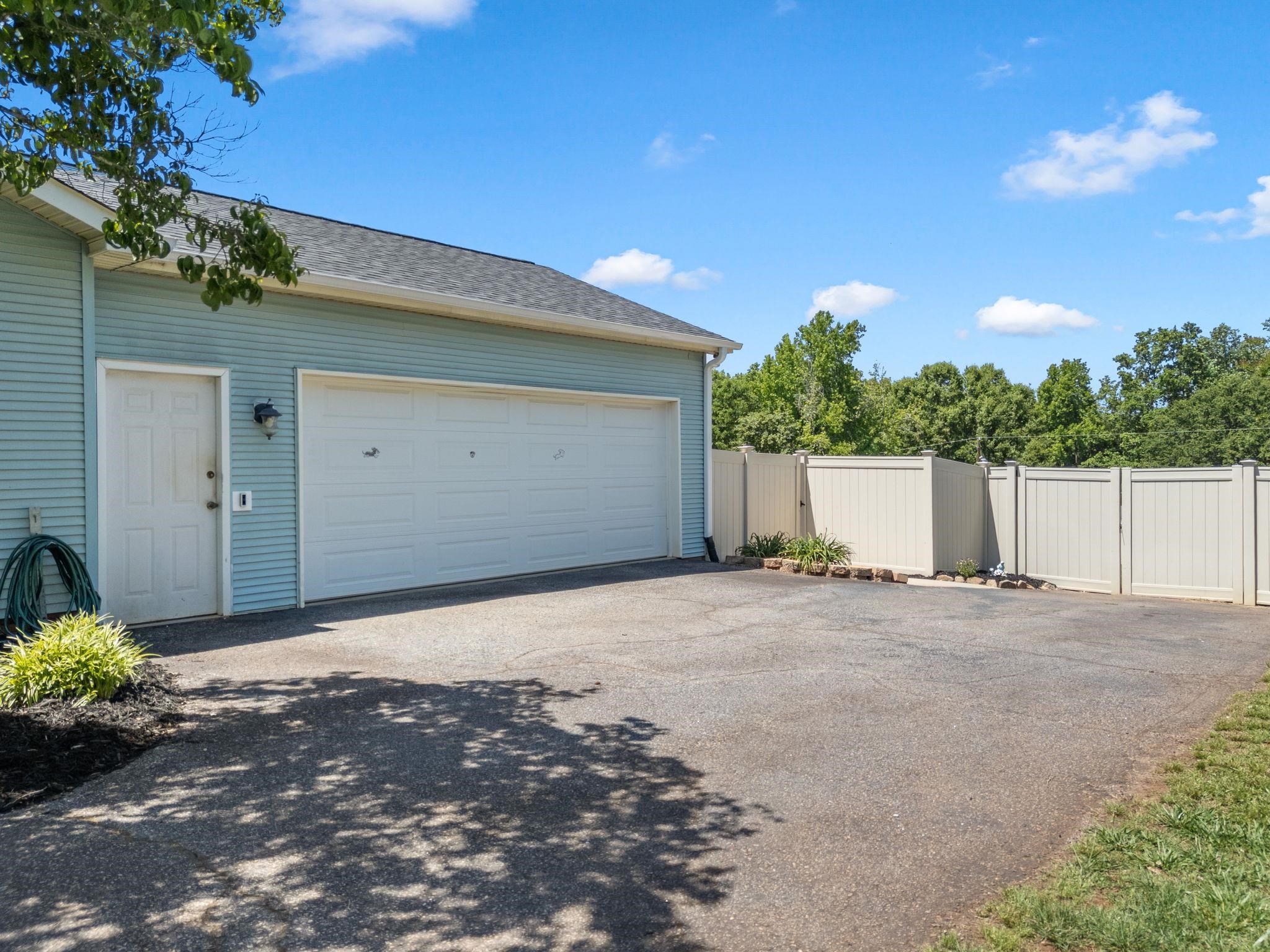 138 Parris Ridge Drive Boiling Springs, SC 29316 - Photo 34 of 37
