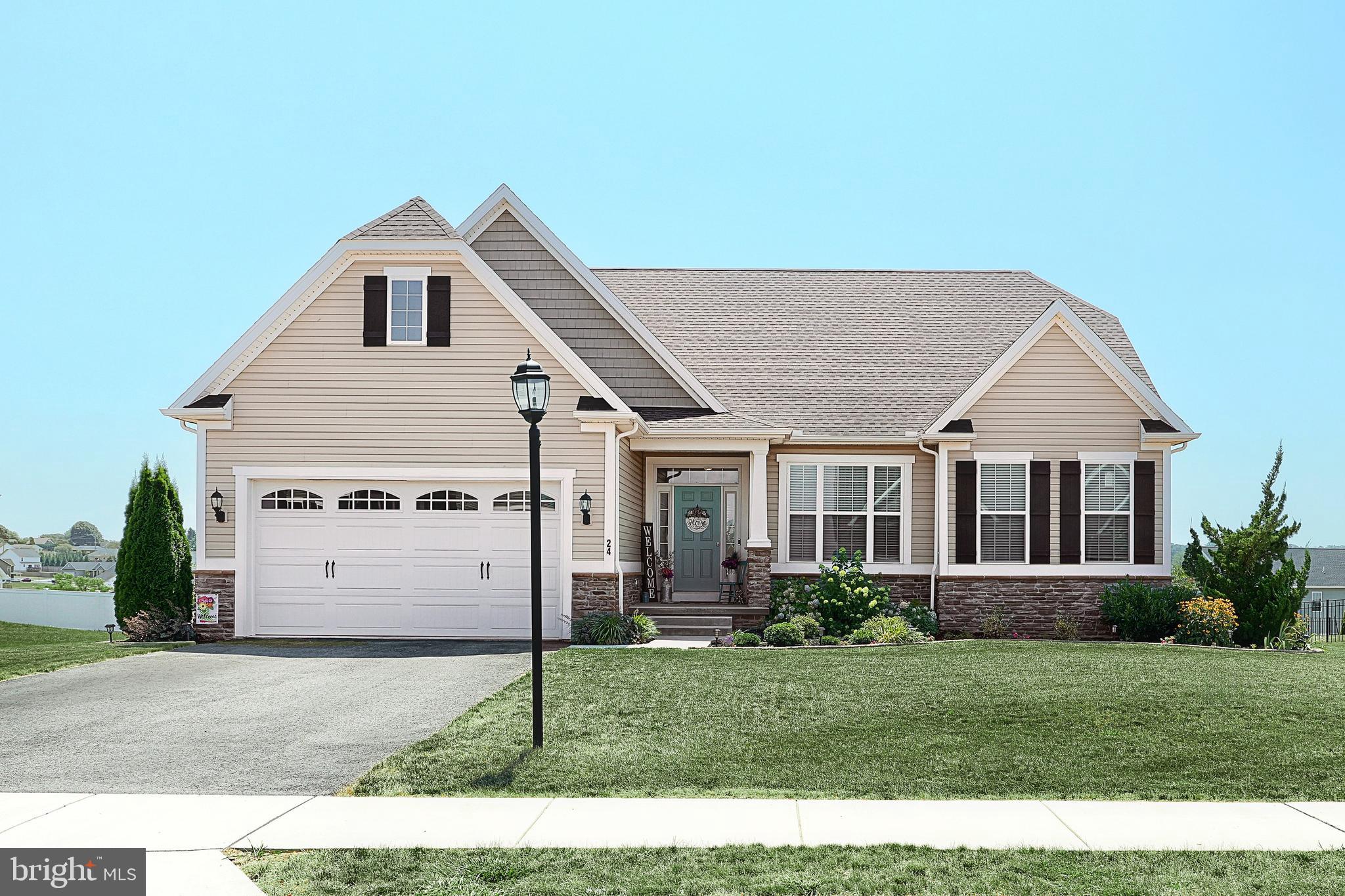 24 Alabaster Run Hanover, PA 17331 - Photo 3 of 46 Gallery Image 3