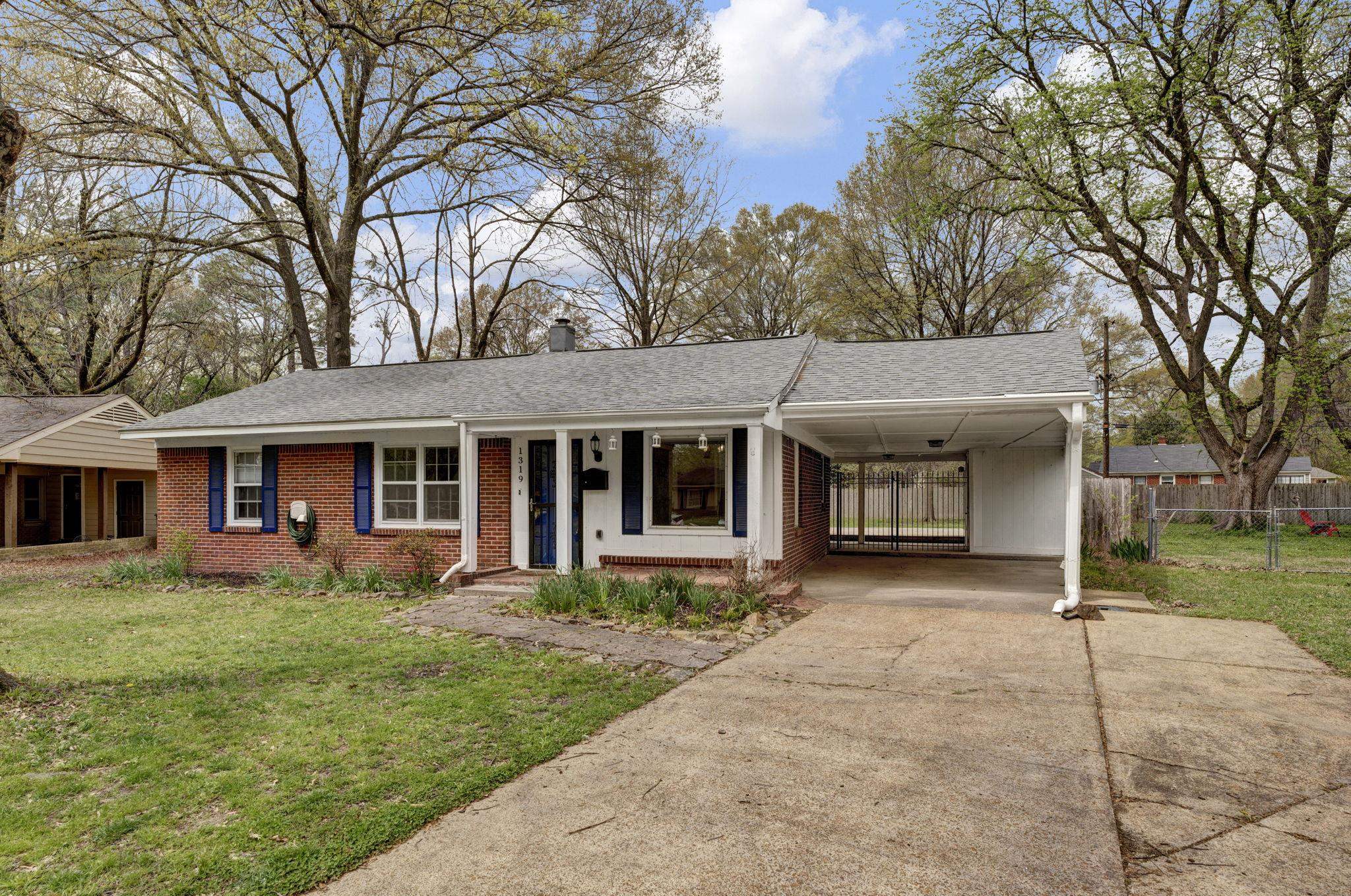 1319 Dearing Road Memphis, TN 38117 - Photo 1 of 22
