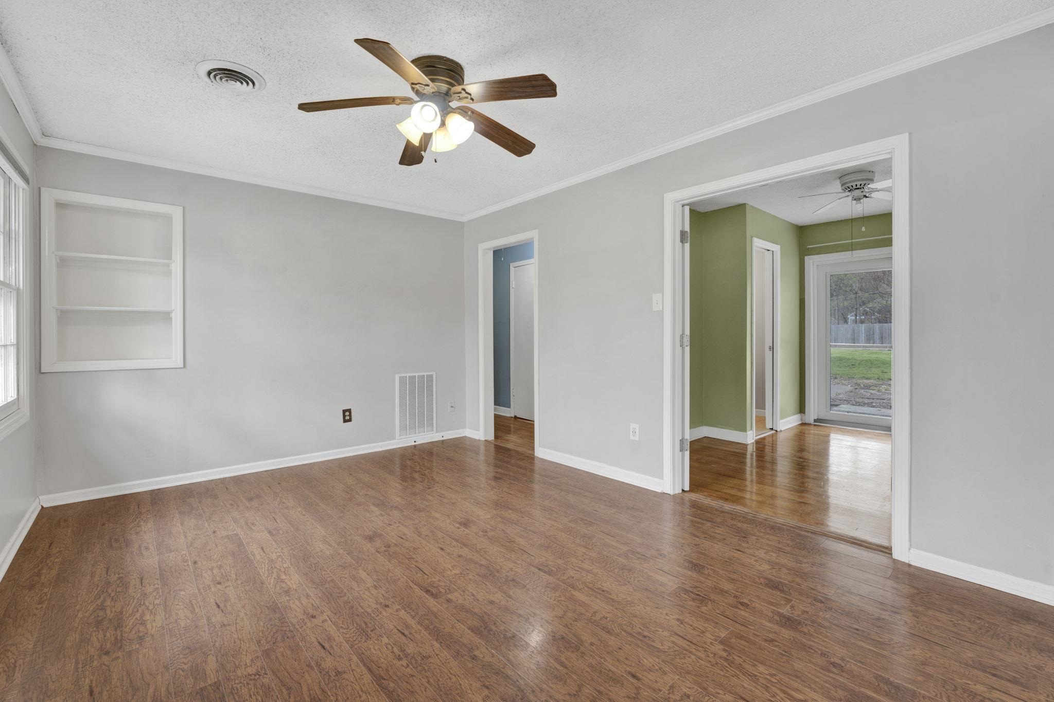 1319 Dearing Road Memphis, TN 38117 - Photo 3 of 22