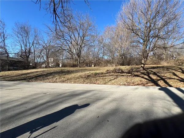 $50,000 | 8136 Flora Avenue, Kansas City, MO 64131