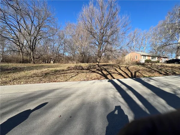 $50,000 | 8136 Flora Avenue, Kansas City, MO 64131