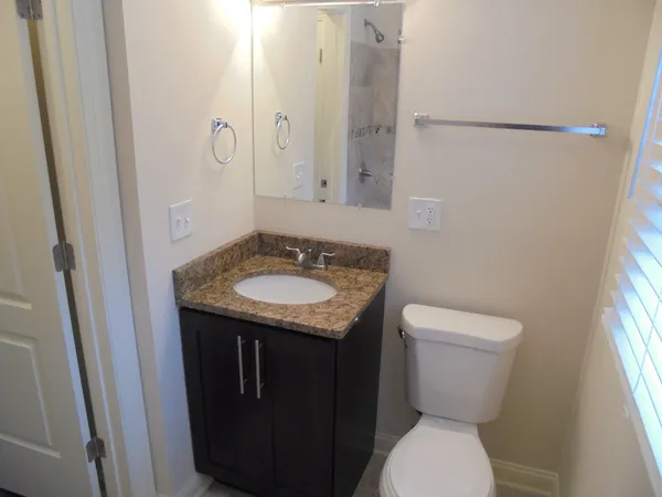 $3,125 | 408 West Sunset Road, Mount Prospect, IL 60056