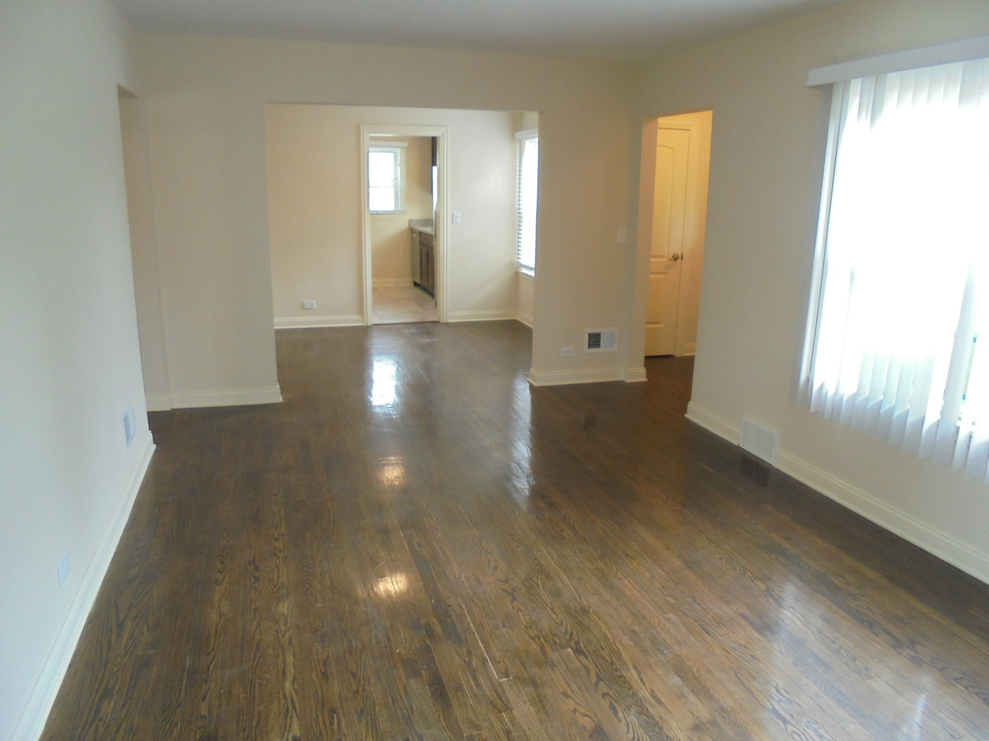 408 West Sunset Road Mount Prospect, IL 60056 - Photo 5 of 15